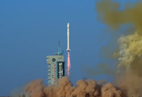大陸去年發射長征2D（又稱「長征2號丁」）運載火箭運送數枚衛星升空