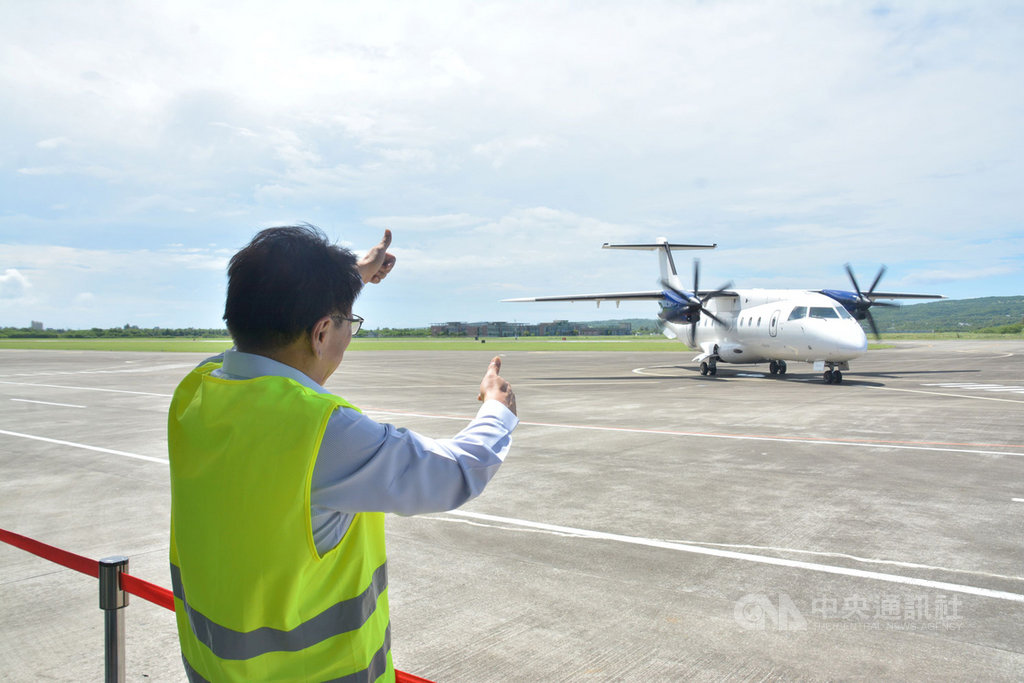 菲律賓白金航空公司自馬尼拉機場飛至恆春機場