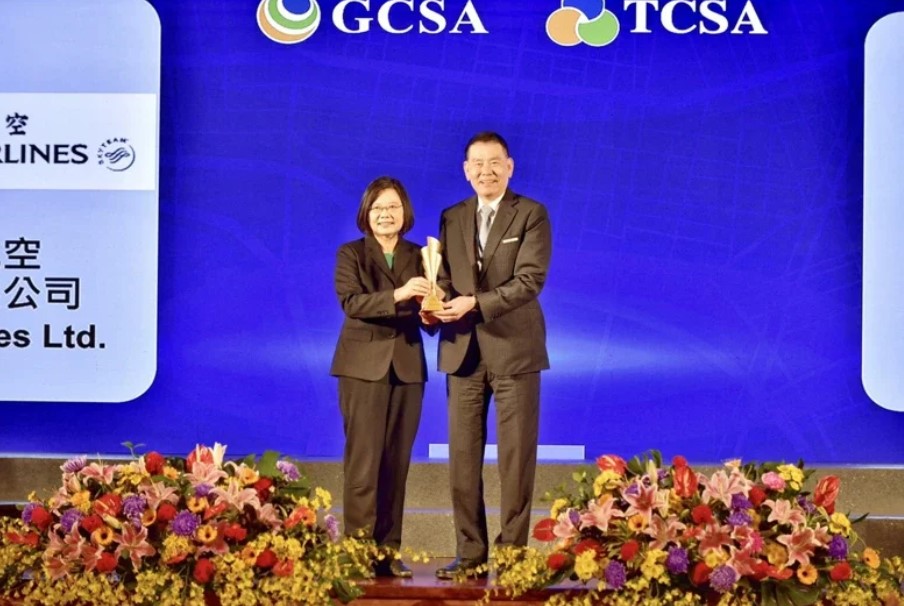 華航七連霸 再度榮獲台灣企業永續奧斯卡